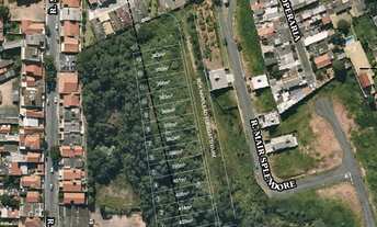 Imagem: Lotes com área total de 4.970 m² à venda