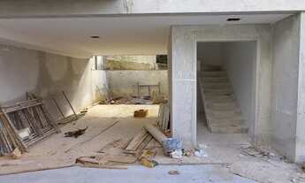 Imagem 2: SOBRADO NO VISTA ALEGRE - NOVOS - S300C