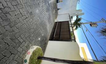 Imagem 2: Galpão com 200m2 mais grande espaço de garagem, pronto para uso