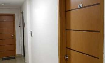 Imagem 2: Apartamento de 2 quartos com área privativa no térreo. Excelente localização