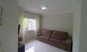 Imagem 7: Casa com 3 quartos (1 suíte), armários planejados, garagem, jardim gramado