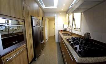 Imagem 2: Apartamento para venda com 168 metros quadrados com 4 quartos