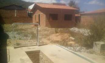 Imagem 4: Comércio e casa em acabamento perto do centro