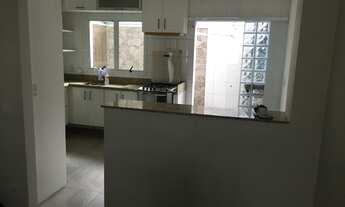 Imagem: Sobrado em condomínio fechado