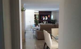 Imagem 3: Apartamento 172m², 3 suítes, 3 vagas, ótima localização