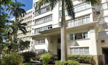 Imagem 2: Apartamento para venda tem 225 metros quadrados com 3 quartos