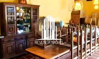 Imagem 5: CASA ASOBRADADA DE 300M², POSSUI 4 DORM (4 SUÍTES), 3 SALAS E 2 VAGAS, À VENDA NA REGIÃO I