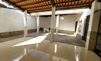 Imagem 6: Casa para aluguel possui 250 metros quadrados com 3 quartos em Centro - Alagoinhas - BA