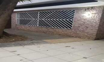 Imagem 2: Excelente Casa com Piscina, quintal com Churrasqueira