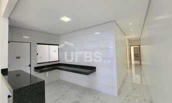 Imagem 3: Casa de Rua - Casa 3 quartos, sendo 1 suíte