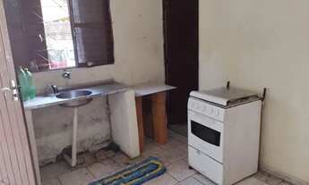 Imagem 2: Quarto no Banheiro Privado SemiMobiliado