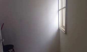 Imagem 5: Apto 1 prim. andar. nasc 50 metros de onibus .3 quartos 90mil