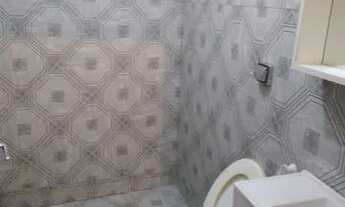 Imagem 6: Alugo kitnet (feminina) semi mobiliada em casa no CIC Cidade Industrial