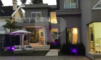 Imagem 5: Casa em alto padrão com 720 m2 em alphaville