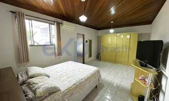 Imagem 7: Casa com 175 m² em Aparecida com 05 quartos, 02 suítes, 02 salas, terraço com churrasqueir
