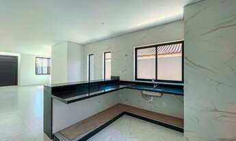 Imagem 2: Casa com 3 dormitórios à venda em Belo Horizonte