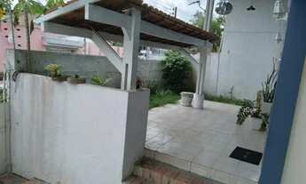 Imagem 3: Casa para aluguel possui 200 metros quadrados com 3 quartos