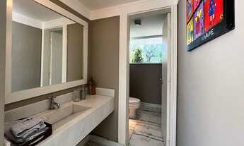 Imagem 4: Casa para aluguel e venda tem 541 metros quadrados com 4 quartos