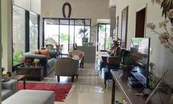 Imagem 2: Casa térrea para locação no Alphaville pronta para morar com 03 suítes