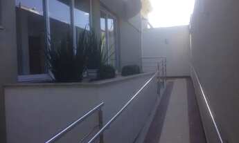 Imagem 4: Apartamento todo cheio de armários, linda vista em condomínio com muita segurança