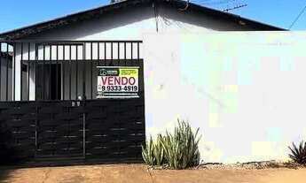 Imagem 2: Casa 3 dormitórios para Venda em Cuiabá, Jardim Industriário, 3 dormitórios, 2 banheiros