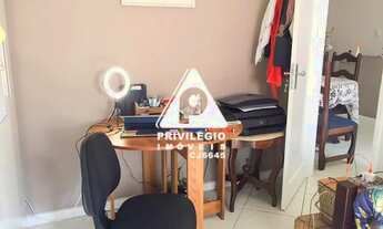 Imagem 3: Em Botafogo, excelente casa em vila charmosa: são 2 quartos, cozinha planejada e área exte