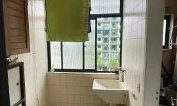 Imagem 7: Apartamento para locação anual em Praia das Astúrias, 3 dormitórios, vaga de garagem