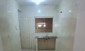 Imagem 4: Aluguel de Casa Dúplex com 2 Quartos e Garagem Fechada no Parque Marajó em Valparaíso-GO