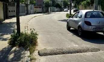 Imagem 7: Casa para venda possui 126 metros quadrados com 3 quartos em Campo Grande - Rio de Janeiro