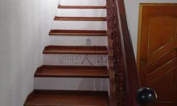 Imagem 2: Sobrado para venda tem 150 metros quadrados com 4 quartos