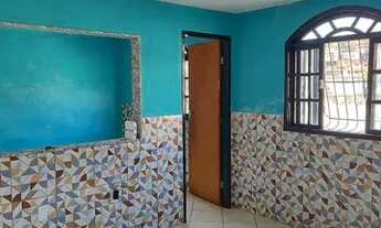 Imagem: Aluga-se 700,00 já incluso água e luz