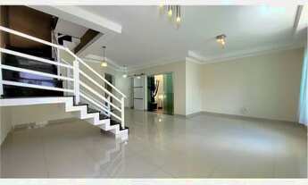 Imagem 6: Sobrado para venda possui 256 metros quadrados com 3 quartos