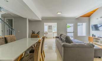 Imagem 4: Casa em Condomínio, 04 Quartos, 02 Vagas, Quintal, Orleans, Curitiba