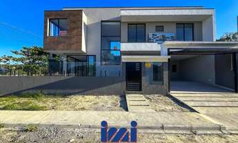 Imagem: Sobrado de alto padrão à venda na faixa