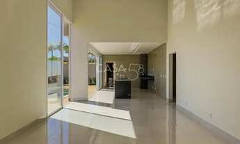 Imagem 7: Casa Térrea de Alto Padrão à Venda | 3 Suítes | Piscina