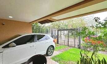 Imagem 5: Casa em Porto Alegre, no bairro Hípica, com 3 dormitório(s), e 3 banheiros, à venda