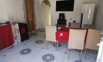 Imagem: /Casa em Beco - Bairro Petrópolis