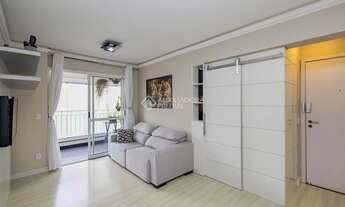 Imagem 2: Apartamento com 2 quartos e 2 vagas em condomínio clube no Portão