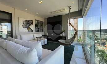 Imagem: Imóvel para venda possui 221 metros quadrados