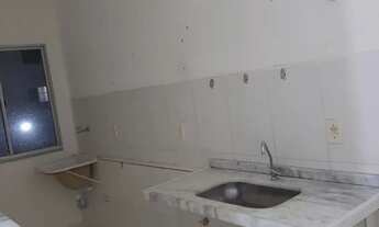 Imagem 6: Aluga-se ap em excelente localização. Quase esquina com a Godofredo Maciel