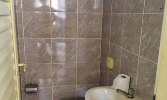 Imagem 6: 2 Casas no mesmo Terreno de Esquina - Ideal para Renda ou 2 Famílias!