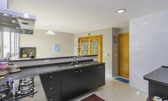 Imagem 6: A venda Mossungue possui 180 m2 com 4 quartos 2 vagas garagem