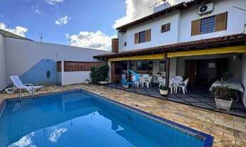 Imagem 2: Negócio de Ocasião, oportunidade Unica! Casa Sobrado com 04 Quartos, Gourmet e Piscina, Ja
