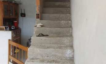 Imagem 7: CASA 2 PAVIMENTOS À VENDA | SUÍTE COM VARANDA | QUINTAL