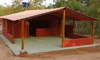 Imagem 4: Chácara com rancho e córrego no fundo em Cromínia!