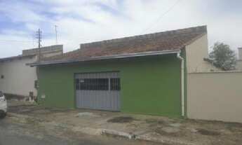 Imagem 2: Casa confortável de 3 quartos, sendo 1 suíte. Parque Atheneu, Goiânia-GO