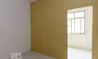 Imagem 3: Quitinete no centro de Niterói