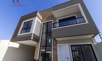 Imagem 4: Sobrado para Venda em Curitiba, Uberaba, 3 dormitórios, 1 suíte, 3 banheiros, 1 vaga