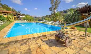 Imagem 2: Lindo sítio plano de 21.000m² com 6 suítes. Oportunidade