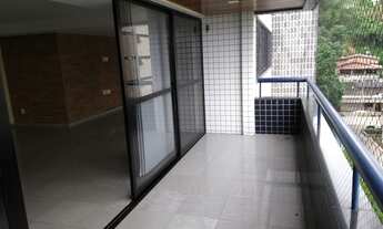 Imagem 6: Apartamento para aluguel possui 241 metros quadrados com 4 quartos em Apipucos